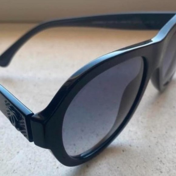 CHANEL AVIATOR SUNGLASSES main image 6